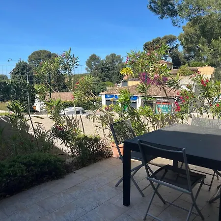 アパート T2 Avec Terrasse Et Acces Piscine