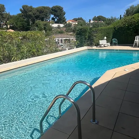 T2 Avec Terrasse Et Acces Piscine * Cassis